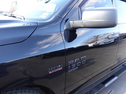 Used 2022 RAM 1500 Express w/ Wheel & Sound Group image 8