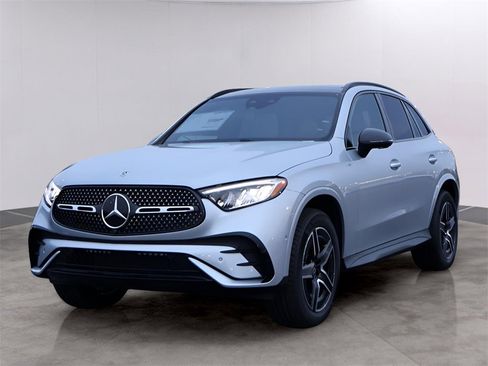New 2026 Mercedes-Benz GLC 300 4MATIC image 3