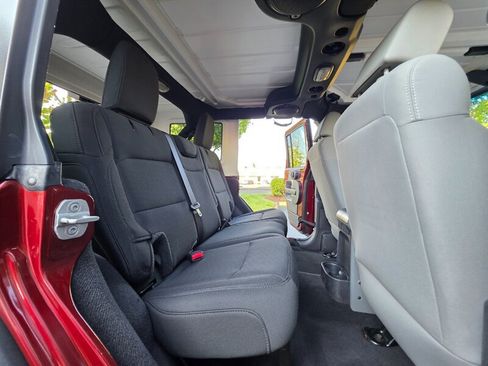 Used 2008 Jeep Wrangler Unlimited X AWD/4WD image 16