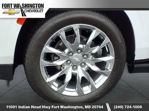 Used 2024 Chevrolet Tahoe High Country AWD/4WD image 5