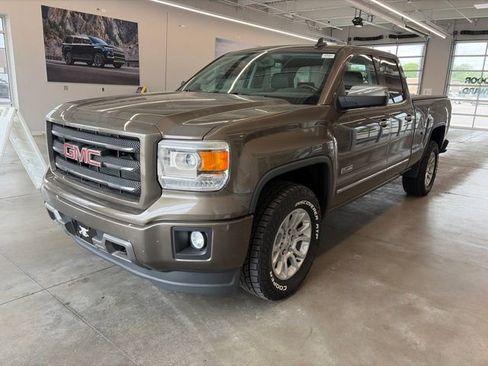 Used 2015 GMC Sierra 1500 SLE w/ All-Terrain Package AWD/4WD image 1