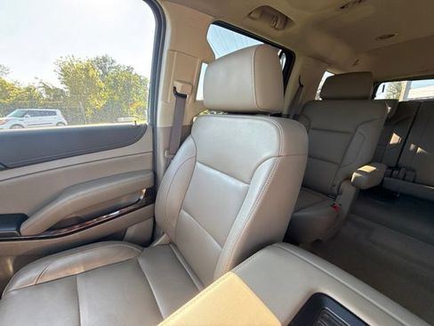 Used 2019 GMC Yukon SLT AWD/4WD image 18