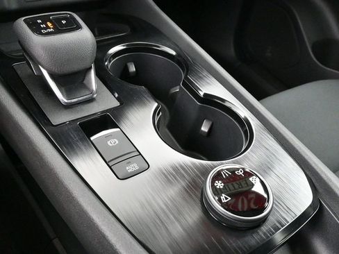 Used 2023 Nissan Rogue S image 20