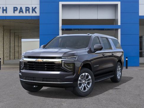 New 2026 Chevrolet Suburban LS RWD image 6