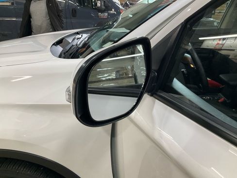 Used 2016 Mitsubishi Outlander ES image 21