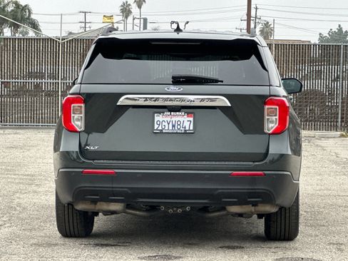 Certified 2023 Ford Explorer XLT image 5
