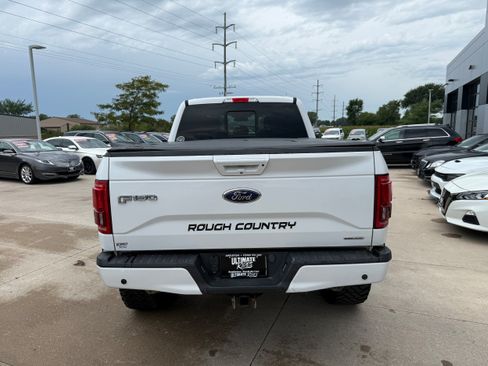 Used 2015 Ford F150 Lariat w/ Equipment Group 502A Luxury AWD/4WD image 5