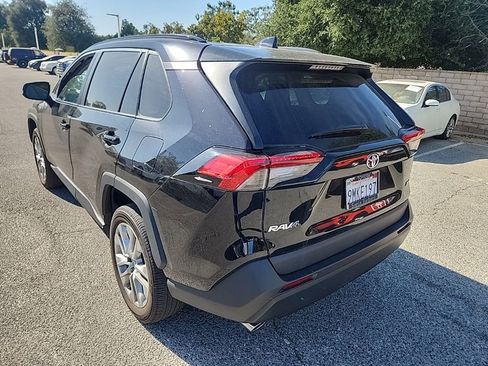Used 2024 Toyota RAV4 XLE Premium FWD image 3