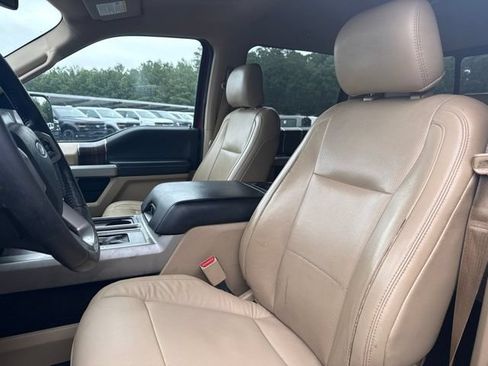 Used 2016 Ford F150 Lariat AWD/4WD image 9