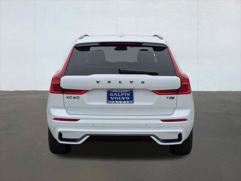 New 2026 Volvo XC60 T8 Ultra w/ Climate Package PRO AWD/4WD image 5