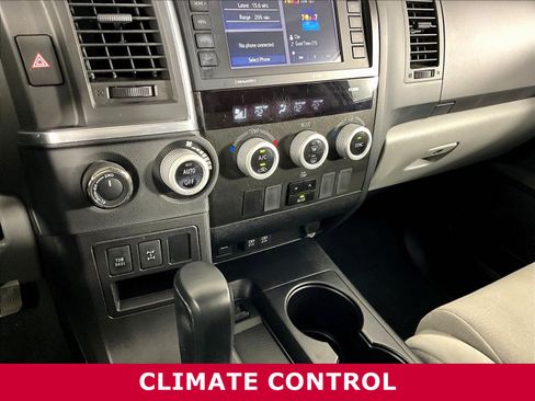 Used 2022 Toyota Sequoia SR5 AWD/4WD image 15
