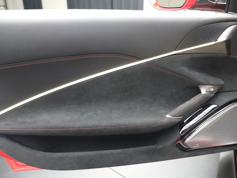 Certified 2022 Ferrari Roma RWD image 22