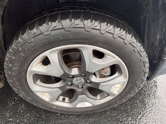 Used 2019 Jeep Compass Limited AWD/4WD image 25