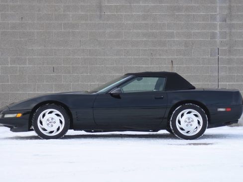 Used 1994 Chevrolet Corvette Convertible image 1