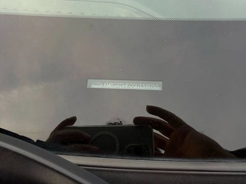 Used 2016 Hyundai Santa Fe Limited w/ Option Group 04 image 32