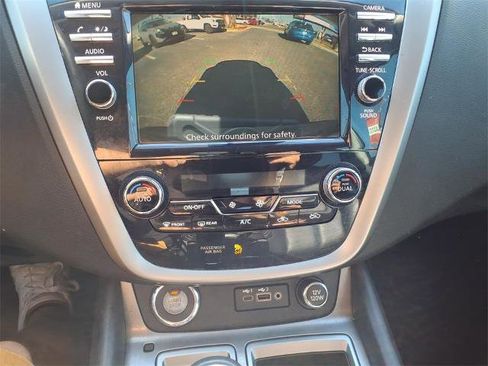 Certified 2022 Nissan Murano SV w/ SV Midnight Edition Package image 15