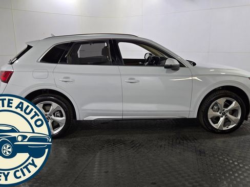 Used 2021 Audi Q5 2.0T Premium Plus w/ Premium Plus Package image 8