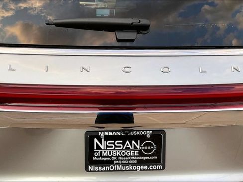 Used 2023 Lincoln Navigator Reserve AWD/4WD image 24