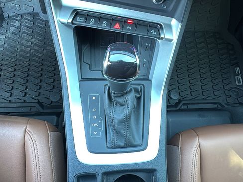 Used 2025 Audi Q3 2.0T Premium Plus image 21
