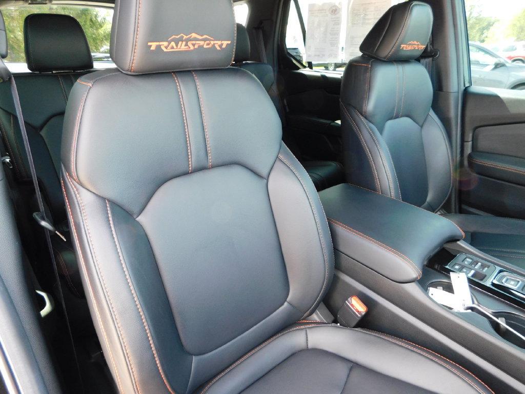 Used 2025 Honda Pilot TrailSport image 21