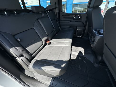 Used 2025 Chevrolet Silverado 1500 RST w/ All Star Edition Plus AWD/4WD image 27