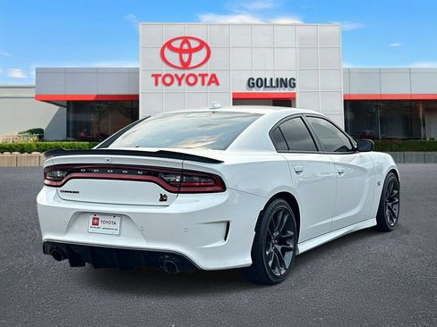 Used 2023 Dodge Charger Scat Pack w/ Plus Group RWD image 5