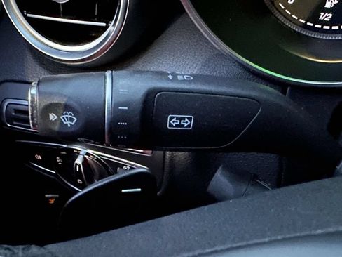 Used 2015 Mercedes-Benz C 300 4MATIC Sedan image 29