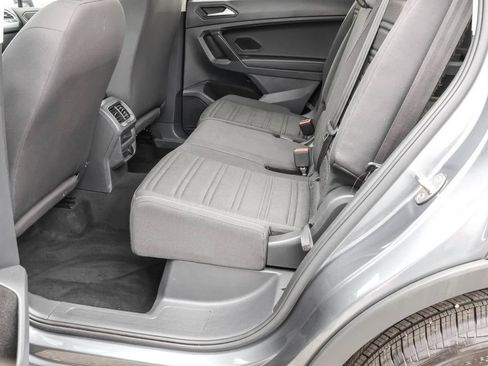 Used 2022 Volkswagen Tiguan S image 29