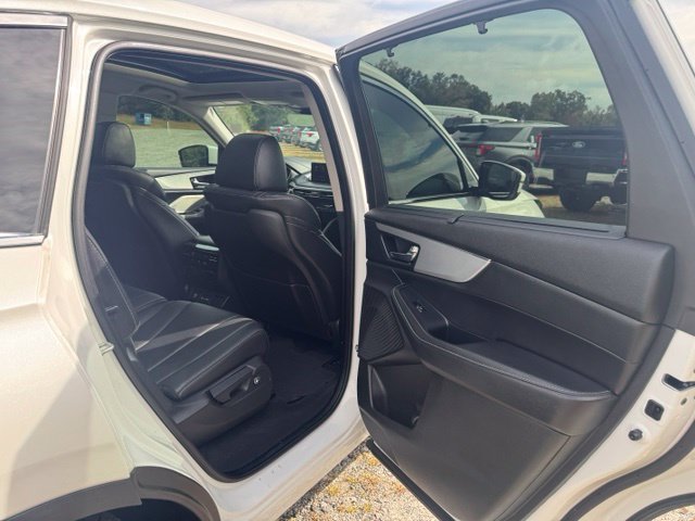 Used 2024 Acura MDX w/ Technology Package FWD image 15
