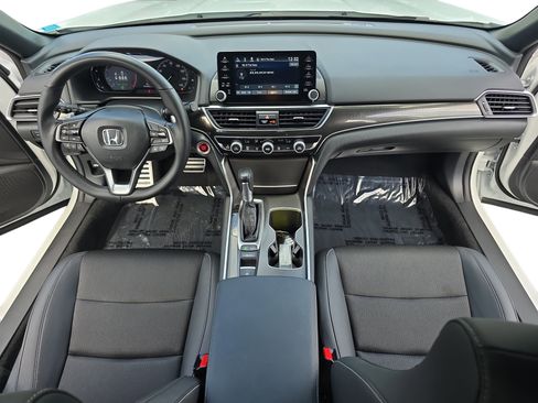 Certified 2022 Honda Accord Sport image 9