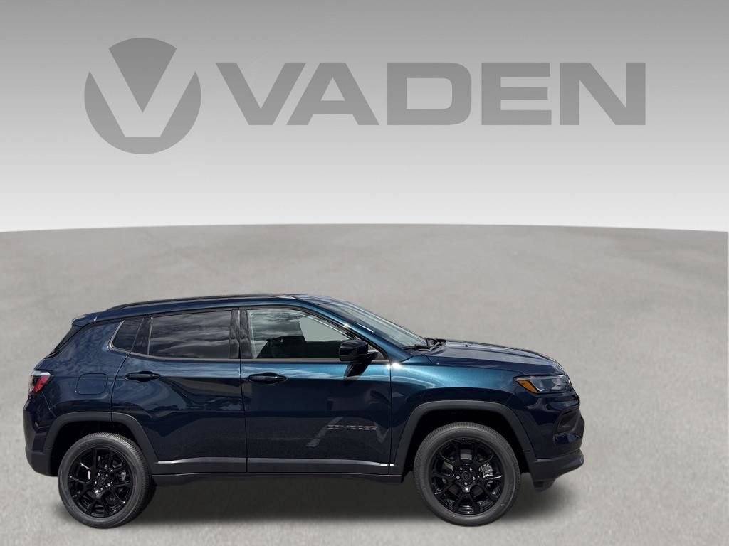New 2026 Jeep Compass Latitude AWD/4WD image 8