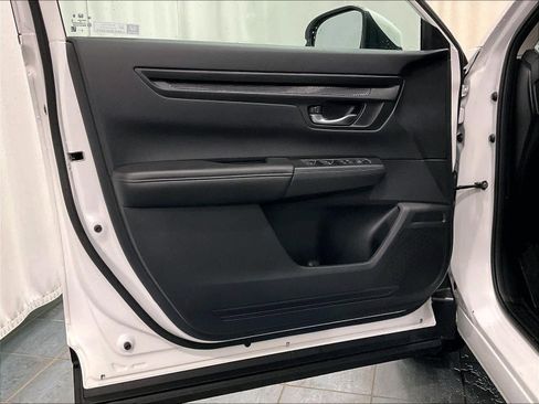 Used 2026 Honda CR-V EX image 9