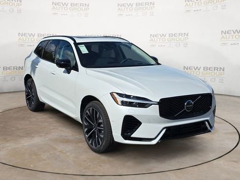 New 2026 Volvo XC60 T8 Ultra w/ Protection Package Premier AWD/4WD image 7