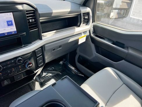 New 2025 Ford F450 XL w/ XL Chrome Package image 23