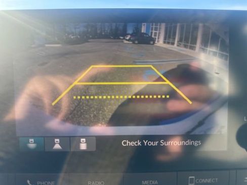 Certified 2023 Honda HR-V LX image 24