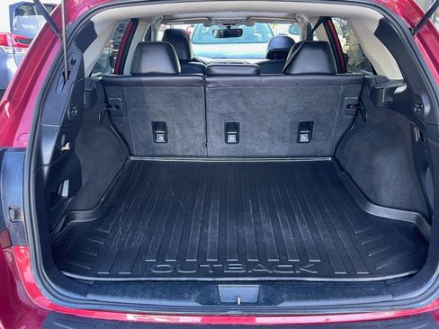 Used 2018 Subaru Outback 2.5i Limited image 18