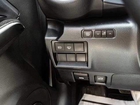 Used 2024 Lexus IS 300 F Sport AWD/4WD image 17