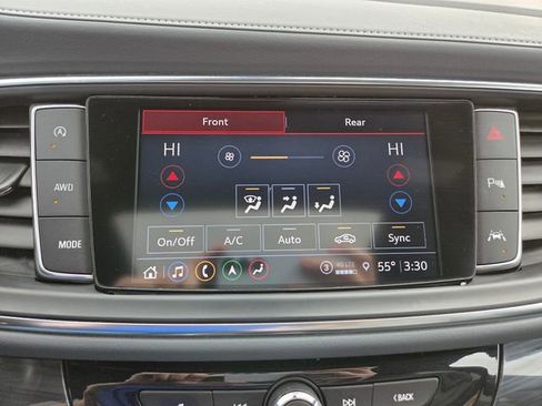 Used 2023 Buick Enclave Essence w/ Experience Buick Package image 21