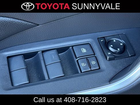 Used 2024 Toyota RAV4 LE AWD/4WD image 18