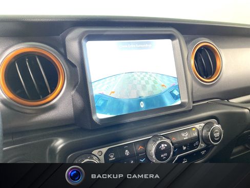 Used 2020 Jeep Gladiator Mojave w/ Dual Top Group AWD/4WD image 5