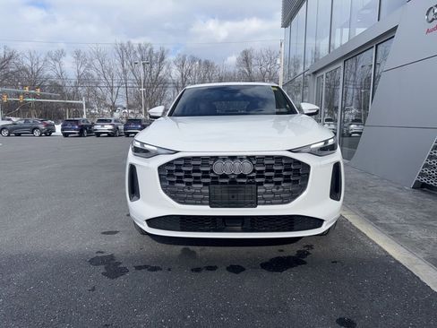 Used 2025 Audi Q5 2.0T Premium w/ Convenience Package image 30