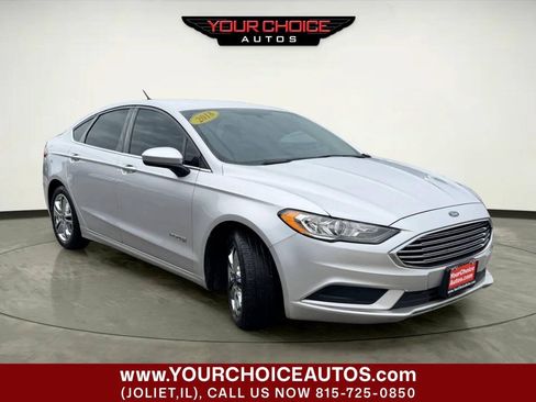 Used 2018 Ford Fusion SE FWD image 8