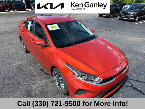Certified 2024 Kia Forte LXS w/ LXS Technology Package FWD image 16