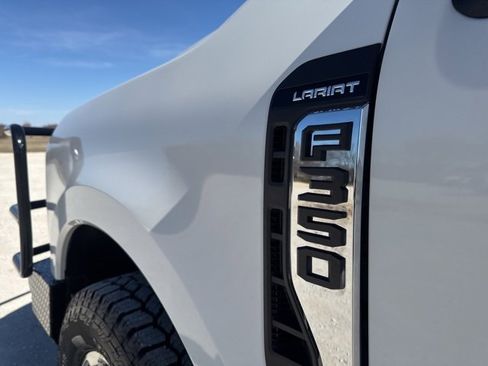 Used 2024 Ford F350 Lariat w/ Lariat Ultimate Package image 11