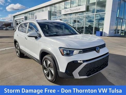 New 2026 Volkswagen Taos SE AWD/4WD image 1