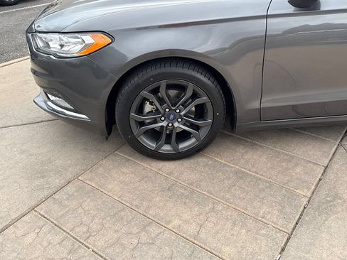 Used 2018 Ford Fusion SE w/ Equipment Group 201A AWD/4WD image 10
