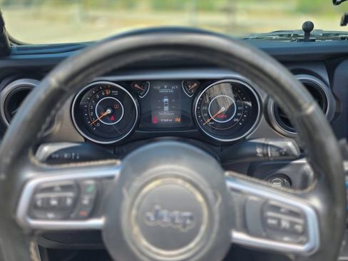 Used 2020 Jeep Gladiator Sport w/ Quick Order Package 24S AWD/4WD image 34