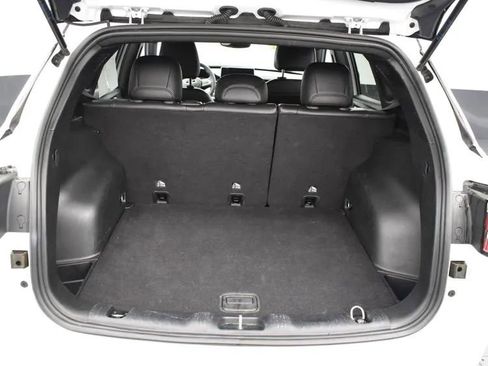 Used 2025 Jeep Compass Limited image 18