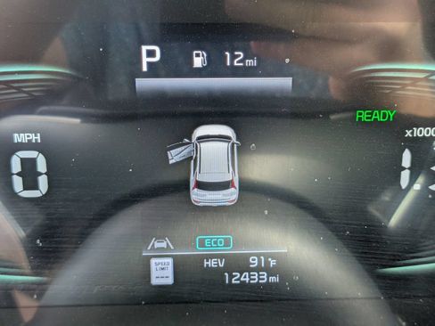 Certified 2023 Kia Niro EX FWD image 35