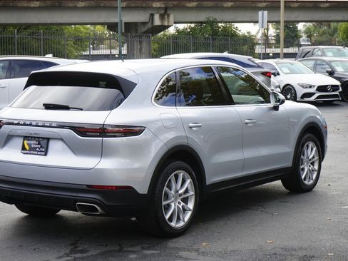 Used 2019 Porsche Cayenne image 7